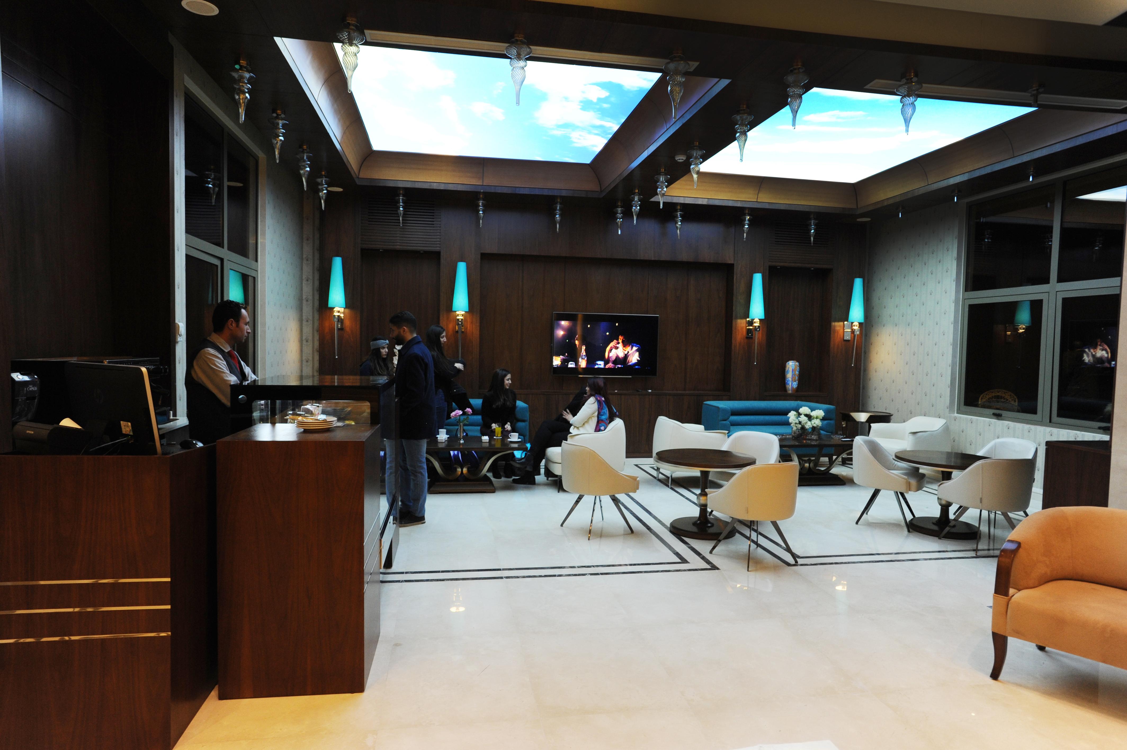 Gems Hotel Бейрут Экстерьер фото