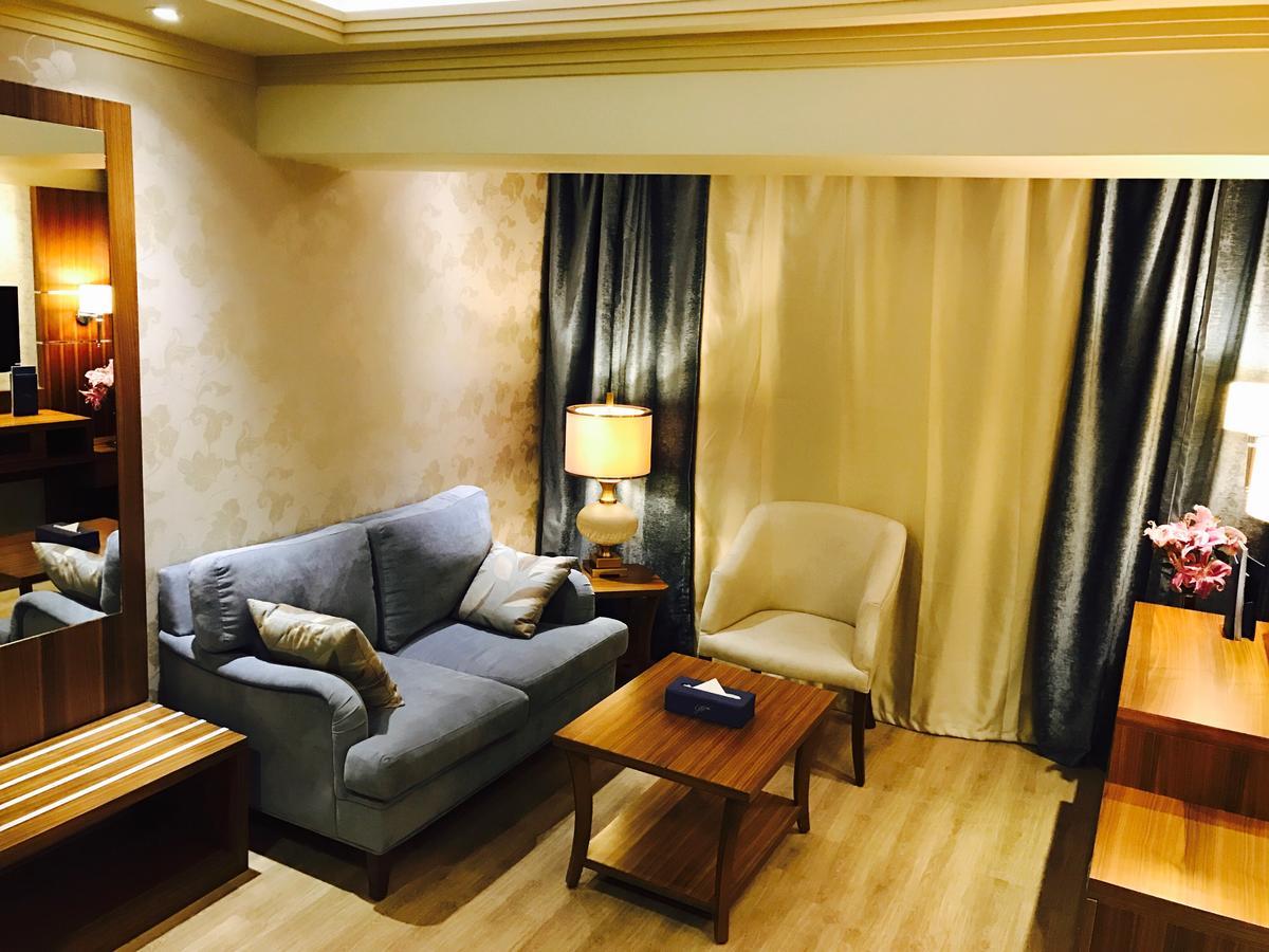 Gems Hotel Бейрут Экстерьер фото