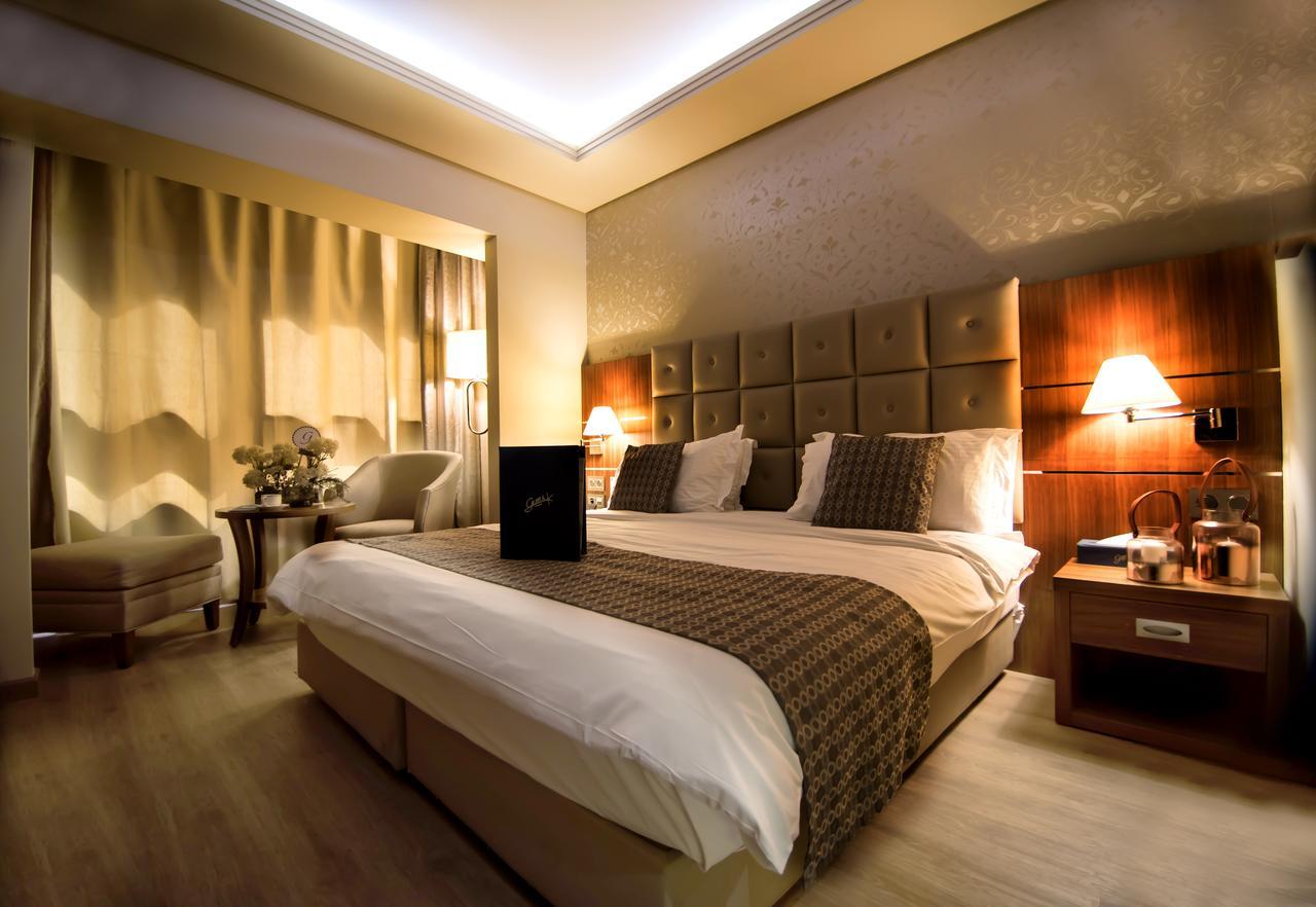 Gems Hotel Бейрут Экстерьер фото