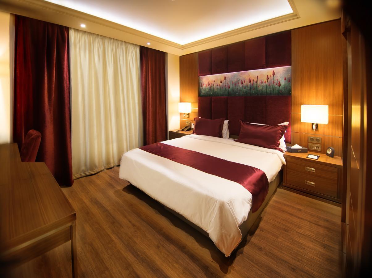 Gems Hotel Бейрут Экстерьер фото