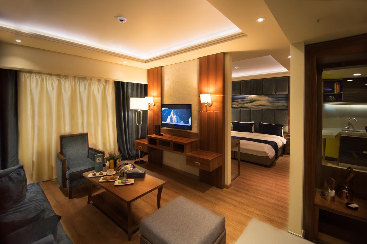 Gems Hotel Бейрут Экстерьер фото